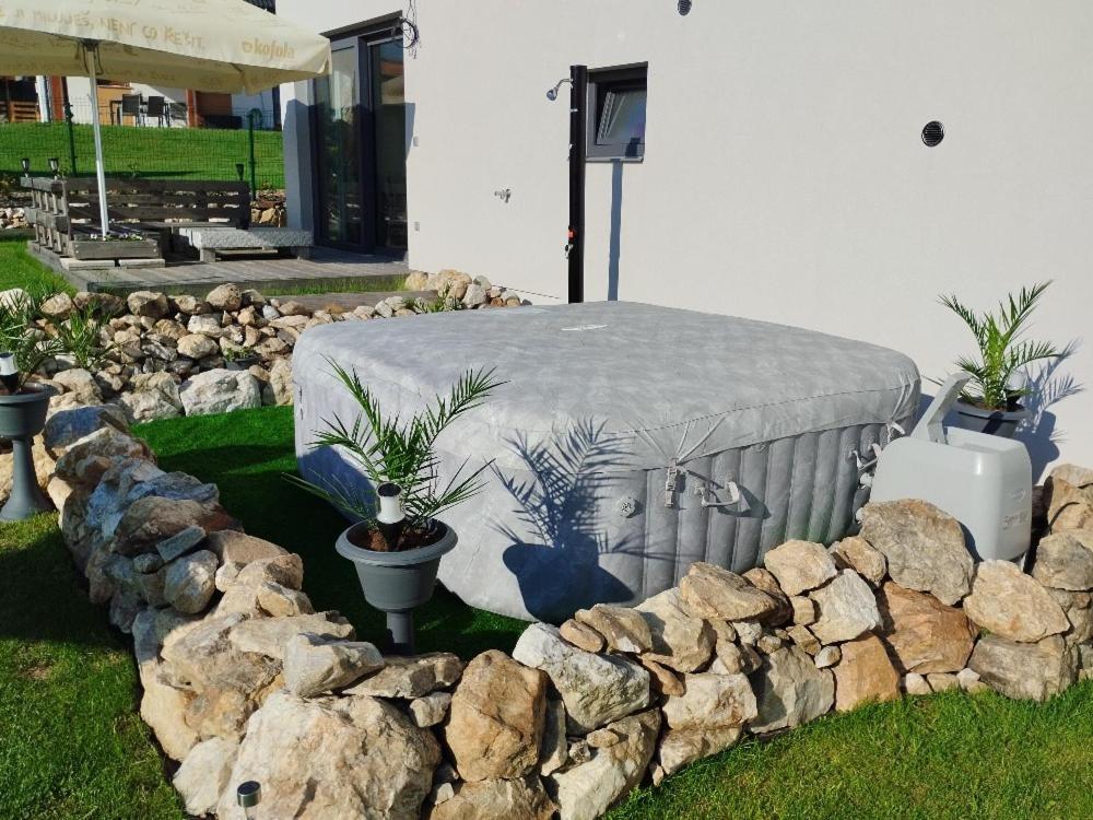 Apartman Dasa Frymburk Exteriér fotografie